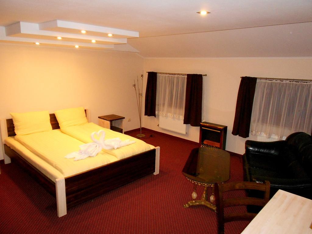 Zajazd Avangarda Wisznice Room photo